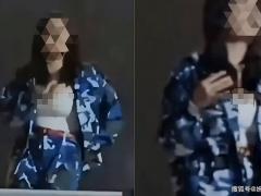 军训跳舞白色吊带女主是谁 军训女生跳舞走光原视频是什么在哪里看？